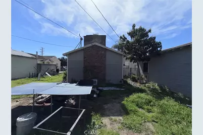 1645 E Market, Long Beach, CA 90805 - Photo 18