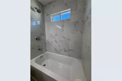 2121 E Piru, Compton, CA 90222 - Photo 8