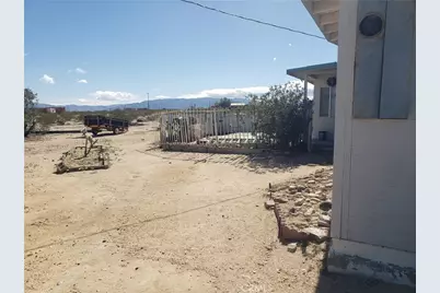 69626 Pluto, 29 Palms MCB, CA 92277 - Photo 8
