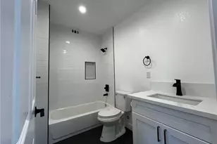 3892 Cherrywood Ave, Los Angeles, CA 90008 - Photo 18