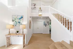 28360 Easton Ln, Saugus, CA 91350 - Photo 2