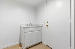 28360 Easton, Saugus, CA 91350 - Photo 32