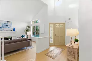 28360 Easton Ln, Saugus, CA 91350 - Photo 6