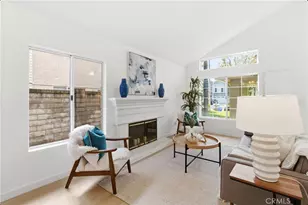 28360 Easton Ln, Saugus, CA 91350 - Photo 10