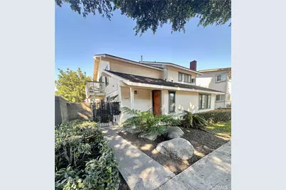 1045 E 3rd #4, Long Beach, CA 90802 - Photo 2