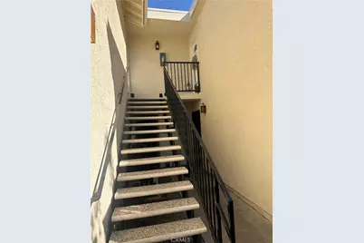 1045 E 3rd #4, Long Beach, CA 90802 - Photo 18