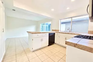 8901 Serapis Ave, Downey, CA 90240 - Photo 12