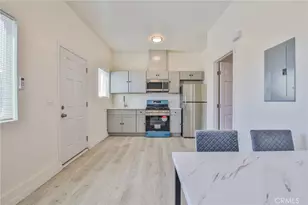 10502 Ravenswood, Inglewood, CA 90304 - Photo 14