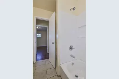10502 Ravenswood, Inglewood, CA 90304 - Photo 24