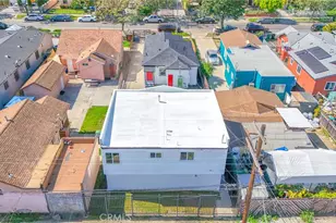 8932 Orchard, Los Angeles, CA 90044 - Photo 52