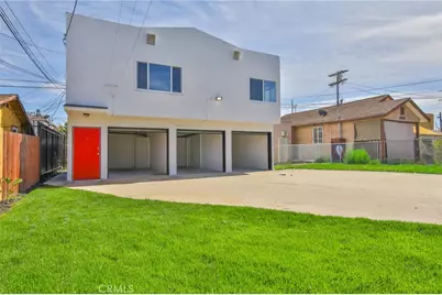 8932 Orchard, Los Angeles, CA 90044 - Photo 36