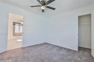 8932 Orchard, Los Angeles, CA 90044 - Photo 20