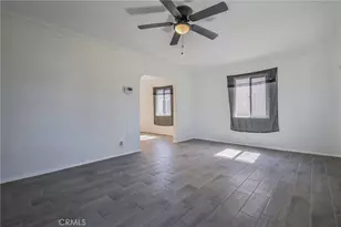 8932 Orchard, Los Angeles, CA 90044 - Photo 12