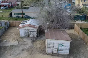 215 Naylor, Taft, CA 93268 - Photo 12