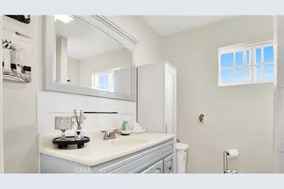 475 E Hullett, Long Beach, CA 90805 - Photo 14