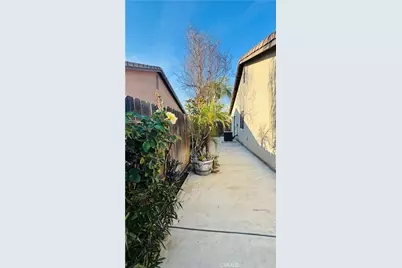 2622 Casa Serena Dr, Delano, CA 93215 - Photo 22