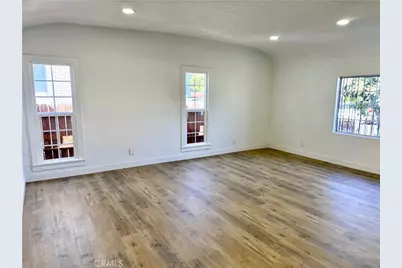 134 W 49th, Los Angeles, CA 90037 - Photo 4