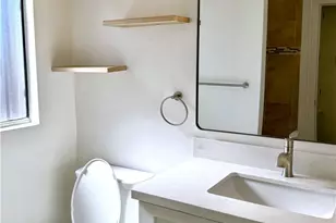 134 W 49th, Los Angeles, CA 90037 - Photo 18