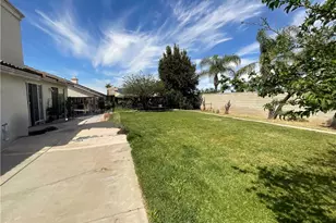 31832 Granville Dr, Winchester, CA 92596 - Photo 24