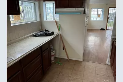 1947 Delta, Los Angeles, CA 90026 - Photo 24