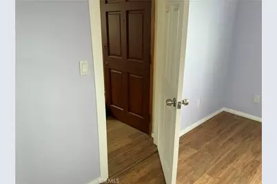 1947 Delta, Los Angeles, CA 90026 - Photo 18