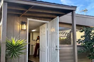 12265 Woodruff Ave, Downey, CA 90241 - Photo 2