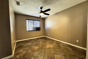 13041 Billings Ct, Victorville, CA 92395 - Photo 8