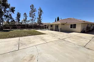 13041 Billings Ct, Victorville, CA 92395 - Photo 14