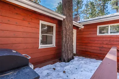 904 Michael Ave, Big Bear City, CA 92314 - Photo 4