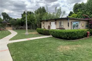 427 W Maple, Ontario, CA 91762 - Photo 14