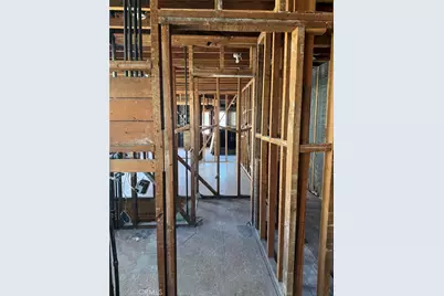 328 N Mariposa, Los Angeles, CA 90004 - Photo 4