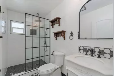 119 E 75th St, Los Angeles, CA 90003 - Photo 14