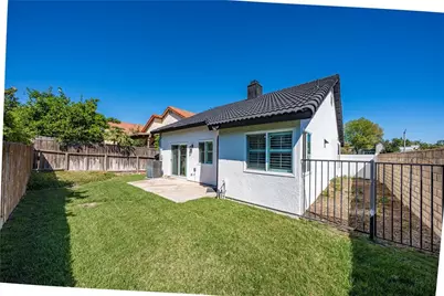 7652 Plumaria, Fontana, CA 92336 - Photo 38