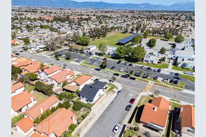 7652 Plumaria, Fontana, CA 92336 - Photo 40