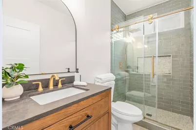 1720 S Kingsley, Los Angeles, CA 90006 - Photo 32