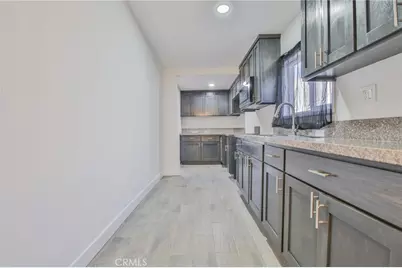 10515 S Main, Los Angeles, CA 90003 - Photo 10