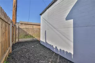 10515 S Main, Los Angeles, CA 90003 - Photo 32