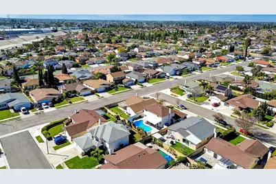17826 Caliente, Cerritos, CA 90703 - Photo 28