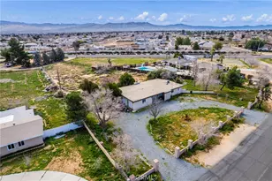 13755 Lakota, Apple Valley, CA 92307 - Photo 2