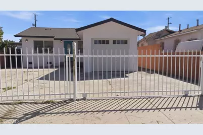 910 E 107th Street, Los Angeles, CA 90002 - Photo 8