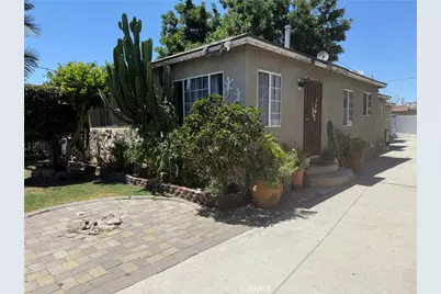 817 W Arbutus, Compton, CA 90220 - Photo 2