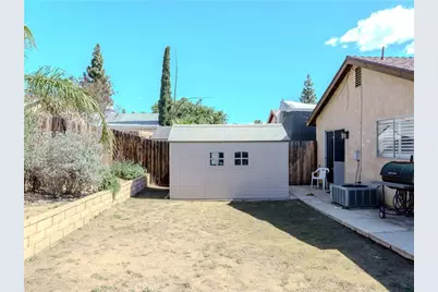 24050 Fawn St, Moreno Valley, CA 92553 - Photo 10