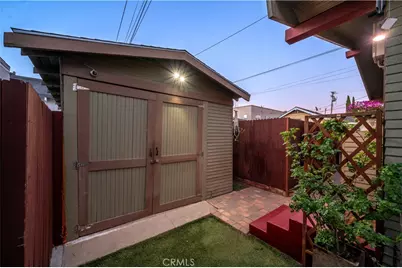 1929 E 6th Street, Long Beach, CA 90802 - Photo 32