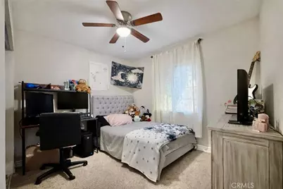 412 W 104th Street, Los Angeles, CA 90003 - Photo 10