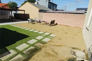 211 S Poinsettia Ave, Compton, CA 90221 - Photo 4