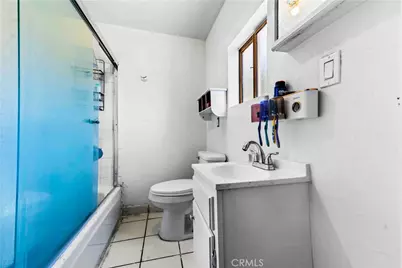 736 W 41st Place, Los Angeles, CA 90037 - Photo 34
