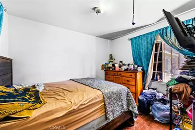 736 W 41st Place, Los Angeles, CA 90037 - Photo 16