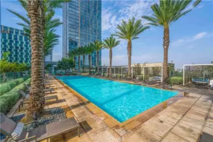 877 Francisco, Los Angeles, CA 90017 - Photo 4