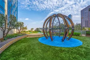 877 Francisco, Los Angeles, CA 90017 - Photo 6