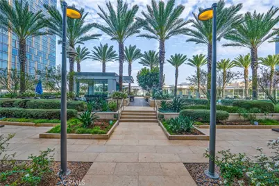 877 Francisco #517, Los Angeles, CA 90017 - Photo 2